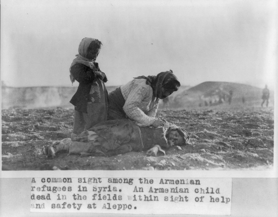 1280px-Dead_Armenian_girl_in_Aleppo_desert